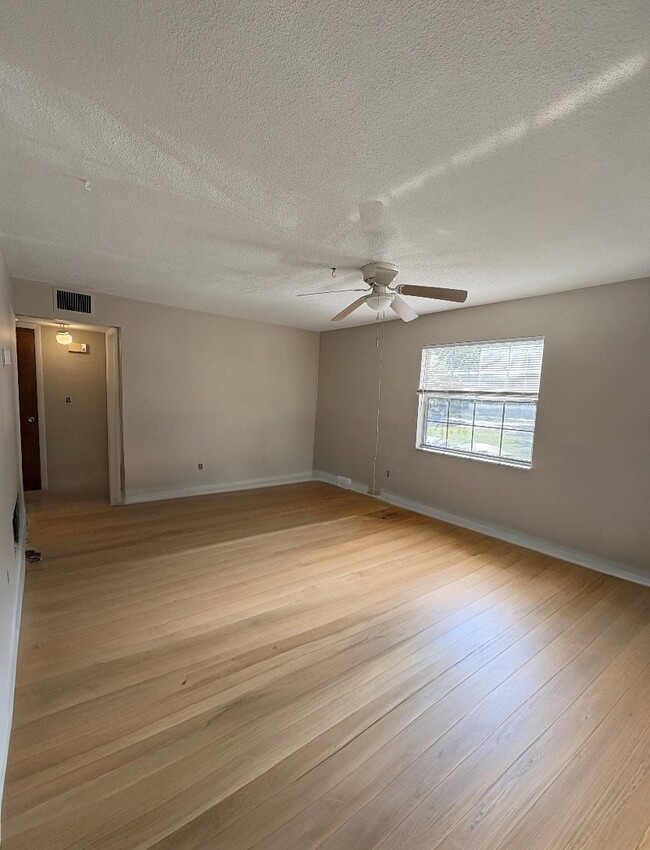 Photo - 149 New York Ave Unit A