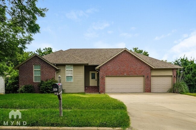 Building Photo - 2983 W Augusta Hills St Rental