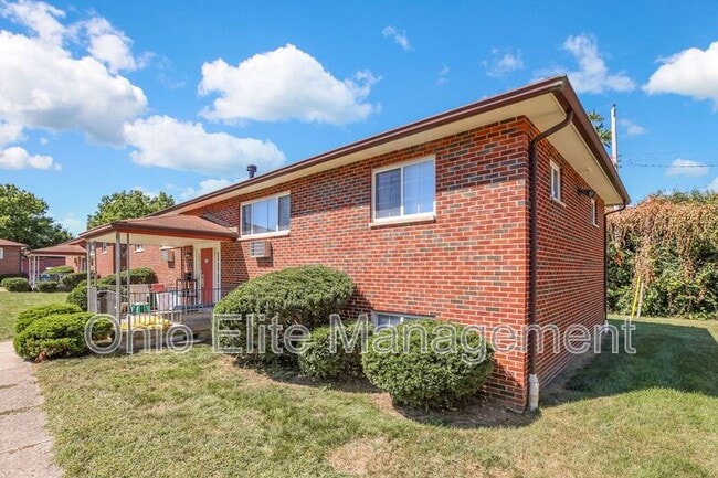 Photo - 1029 Binns Blvd