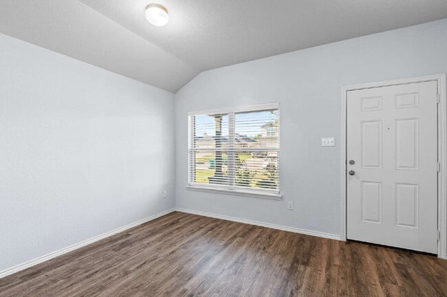 Building Photo - 2024 Cedar Tree Ct