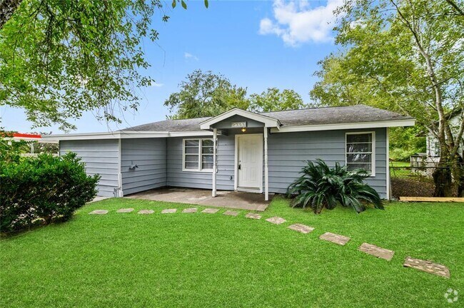 Building Photo - 2705 Hughes Rd Rental