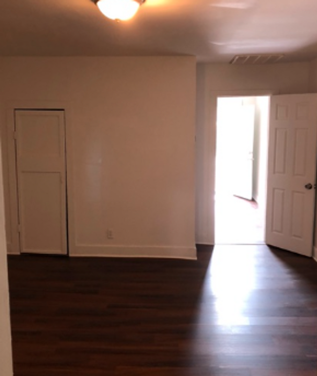 NOW AVAILABLE!! MOVE IN READY!! - NOW AVAILABLE!! MOVE IN READY!! Casa