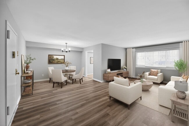 Building Photo - Lake Shore Park Apartments