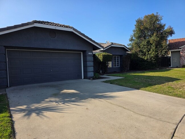 Photo - 3-bedroom single story in Turlock!