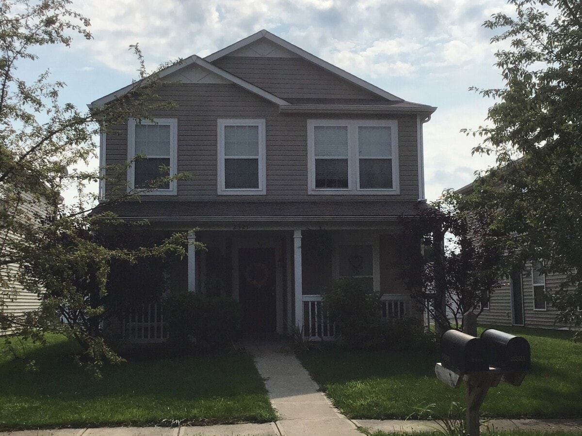 Photo - 2321 Bristol Dr