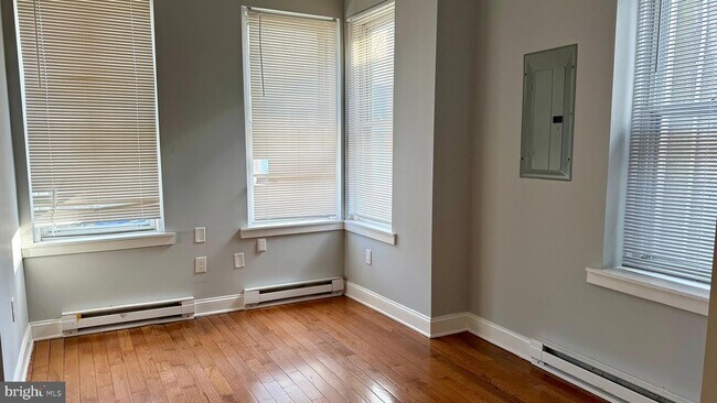 Photo - 2225 N 16th St