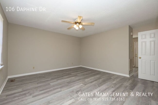 Photo - 106 Daphine Dr