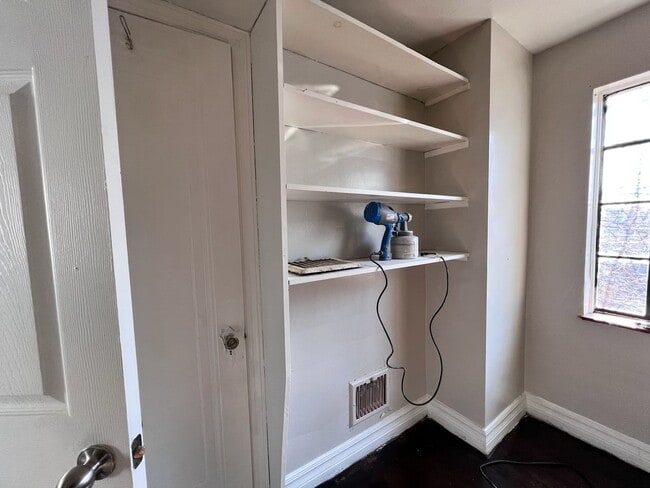 Photo - 3 Bedroom 1 Bath Home in Detroit