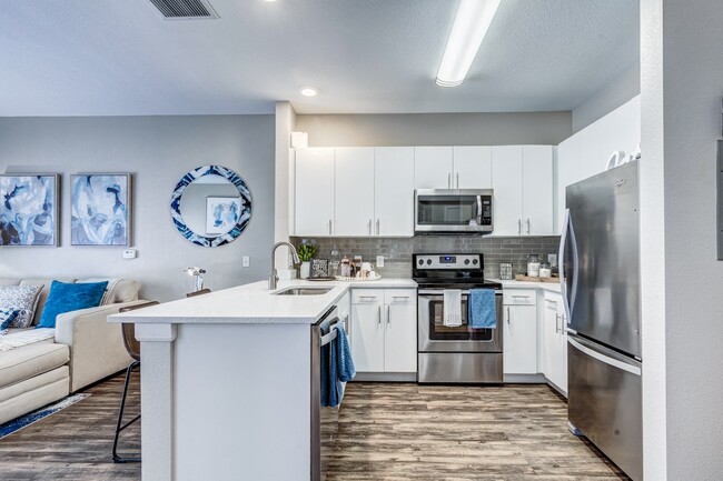 Building Photo - Summit at Flatirons Rental