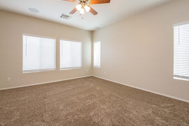 Photo - 1240 Maple Pines Ave