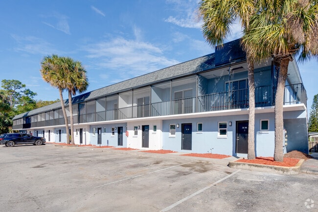 5465 Curry Ford Rd Orlando, Florida 32812 - Hollow Brook