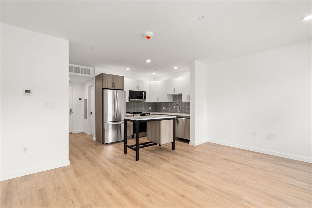 Photo - 34 Centre St Unit 306