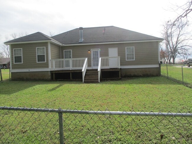 Photo - 250 Mayfield Dr