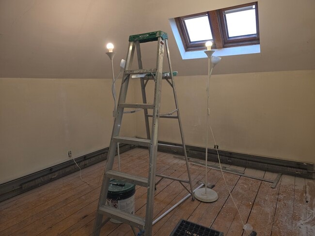 Building Photo - 139 Antrim St Unit 3