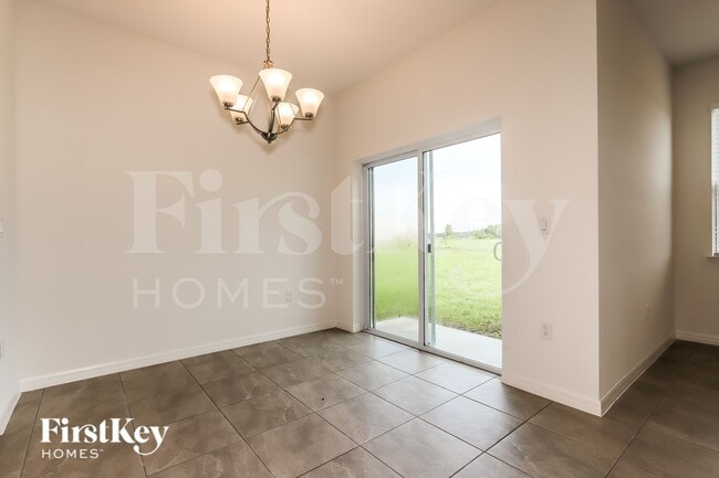 Photo - 608 Crown Rose Dr