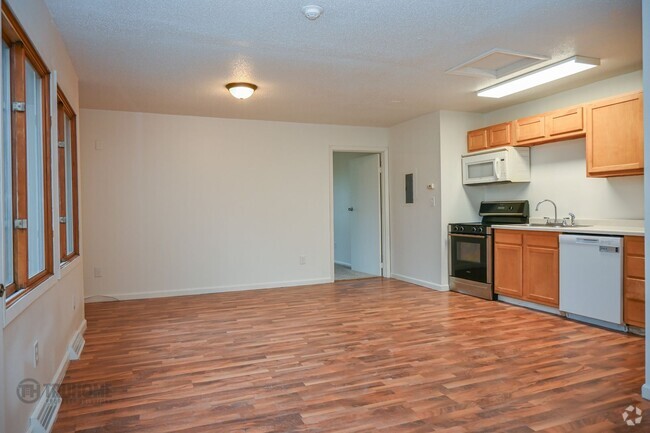 Building Photo - 315 Summit Ave N Unit C (upper back) Rental