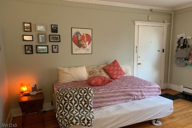 Photo - 60 Maple Ave