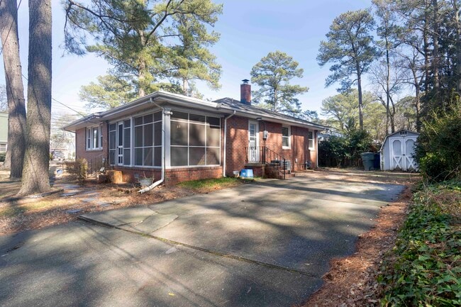 Photo - 161 Blades St