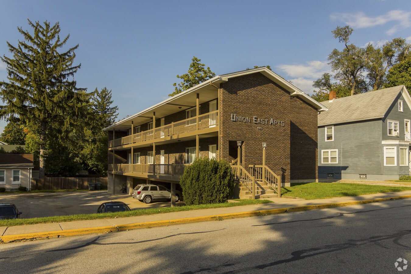 Photo - 603 Union St