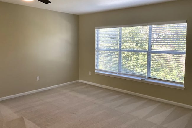 Photo - 4398 Wilmont Ave