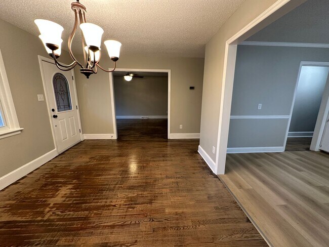 Photo - 4-Bedroom Ranch Home