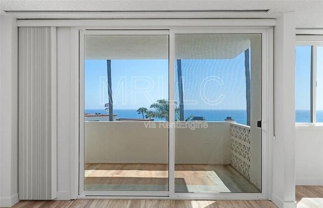 Photo - 420 Monterey Ln Unit R7