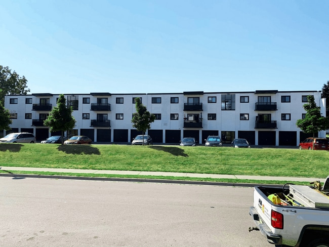 Building Photo - 51 Woolley Street & 75-85 Elgin Street South