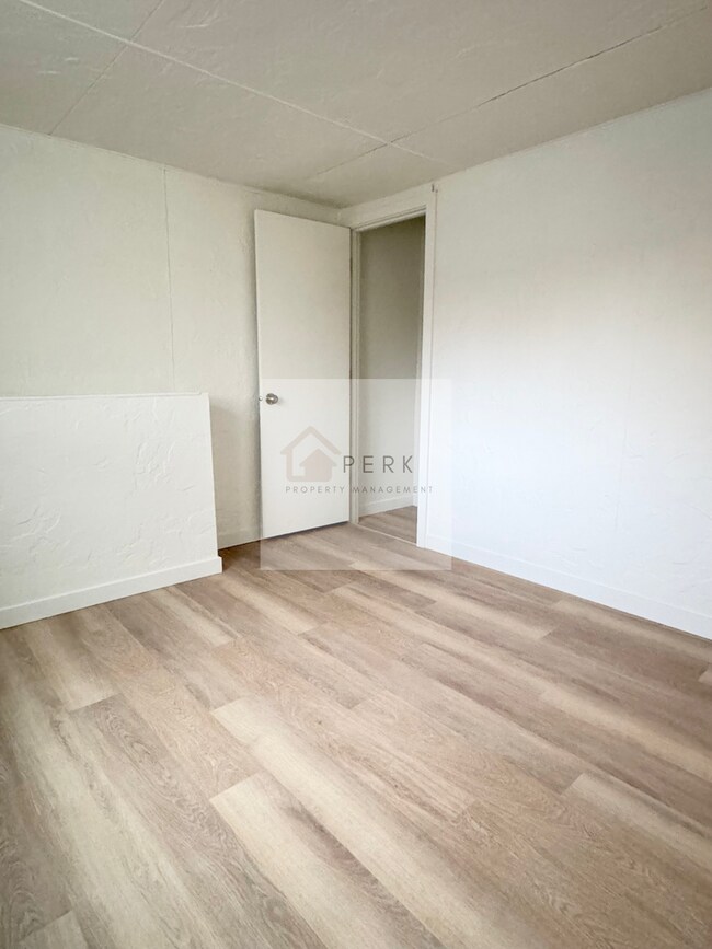 Photo - 300 Garden Ave N Unit 1304 N 3rd St Renton