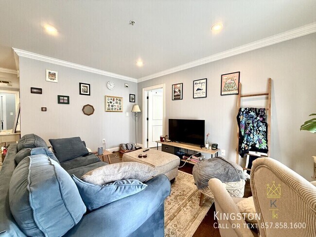 Photo - 8 Nira Ave Unit 4R