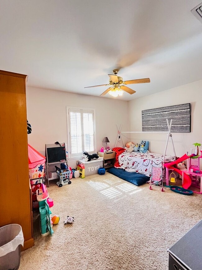 Photo - Fabulous 3 Bed/2 Bath with 2 car garage home