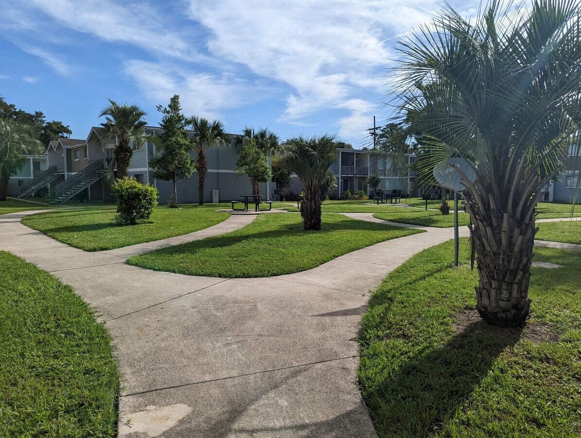 Cedar Creek Villas - Cedar Creek Villas Apartments