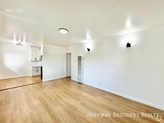 Building Photo - 252 W Elm Ave Unit 1/2 Rental
