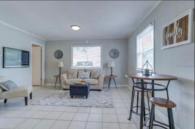 4173 Richmond Hwy N