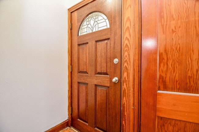 Photo - 609 Milwaukee St