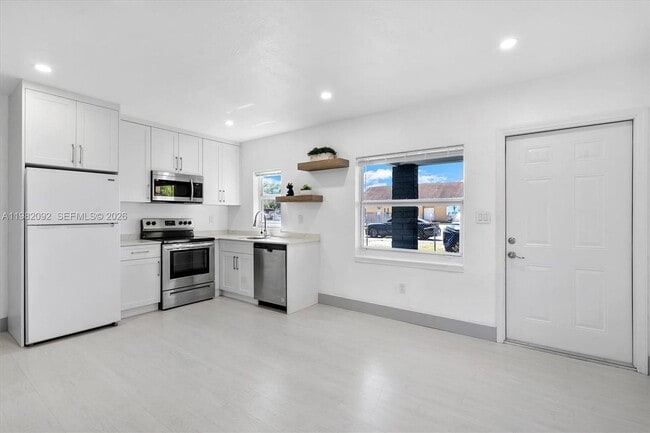 Building Photo - 775 NW 96th St