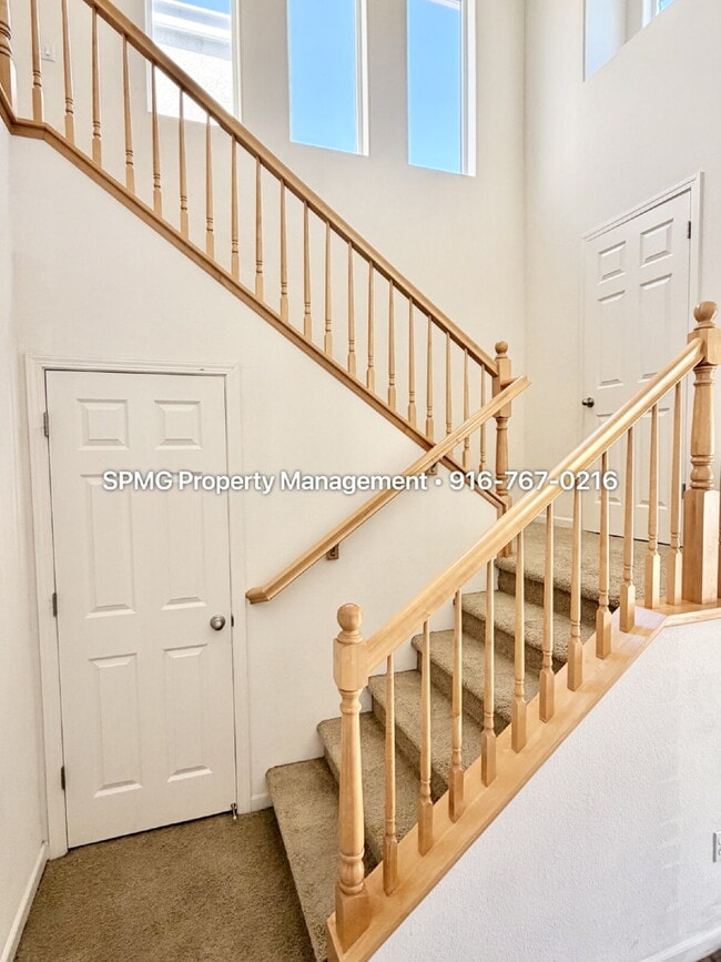 Photo - Beautifully Maintained 3 Bed / 2.5 Bath Home in South Natomas — New Appliances & Community Amenit...