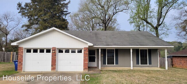 3 br, 2 bath House - 8920 Twelve Oaks Dr - 3 br, 2 bath House - 8920 Twelve Oaks Dr