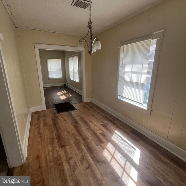 Photo - 609 Smithfield Ave