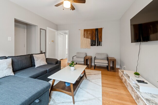 Photo - 6439 N Hamilton Ave Unit 2C