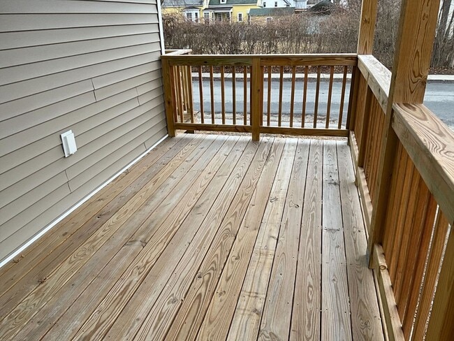 Photo - 90 Elm St Unit 1