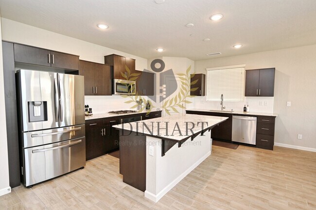 502 Traverse Dr S