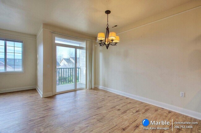 Photo - 4777 Whitworth Ave S