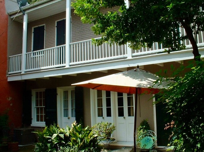 832 St Ann St. Unit 1A
