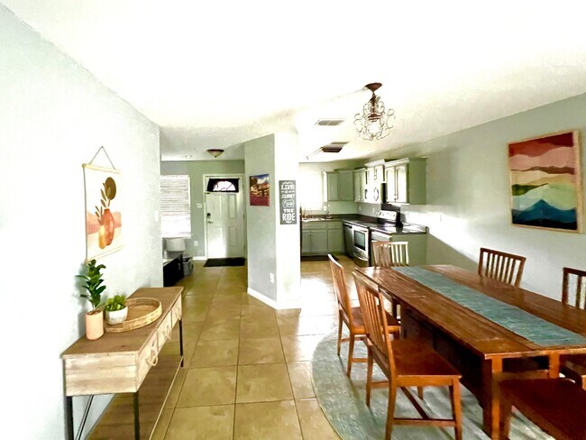 307 Claremont Ave