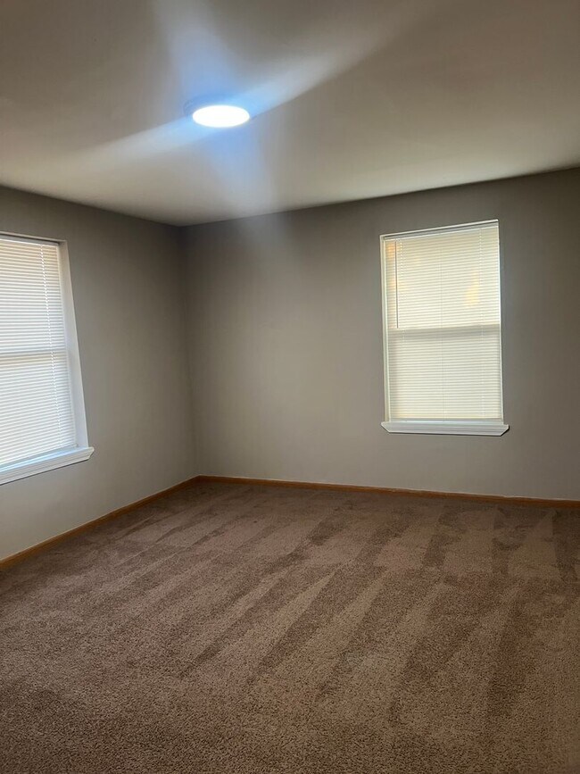 1505 N Tuxedo St Unit 1505 N Tuxedo St