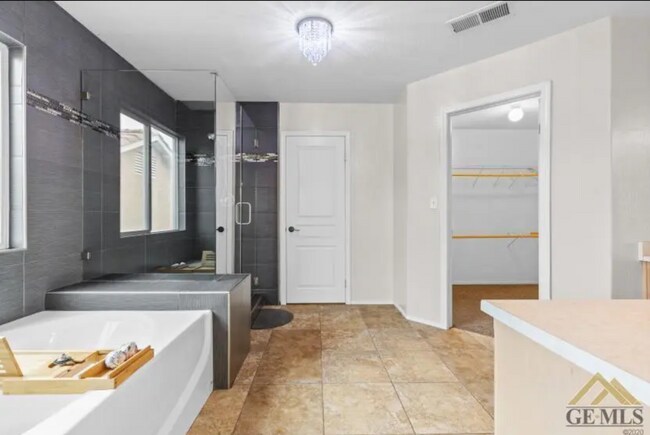 Photo - 11515 Presidential Rd