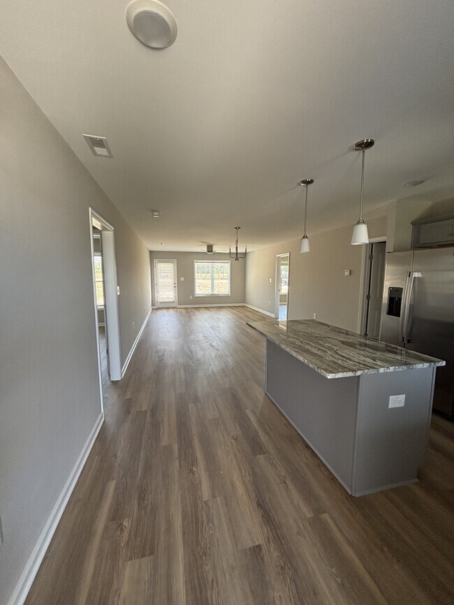 Photo - 100 Bradfield Cir