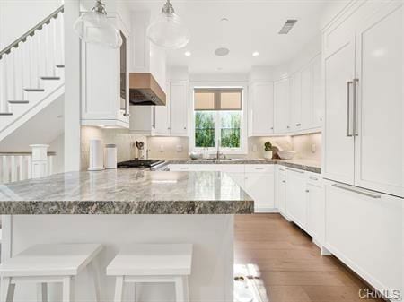 Photo - 435 Fernleaf Ave