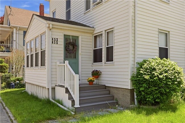 Photo - 455 Child St Unit 3