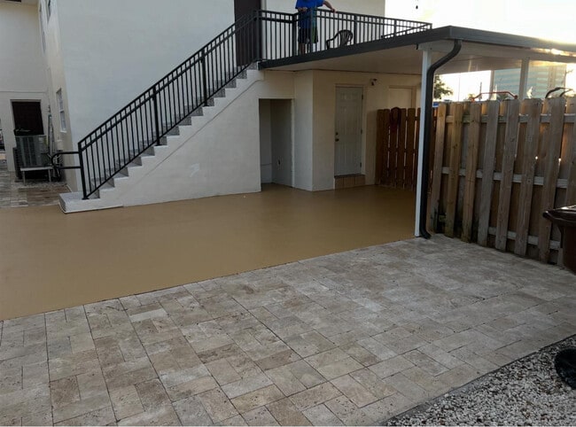 Photo - 827 SE 12th St